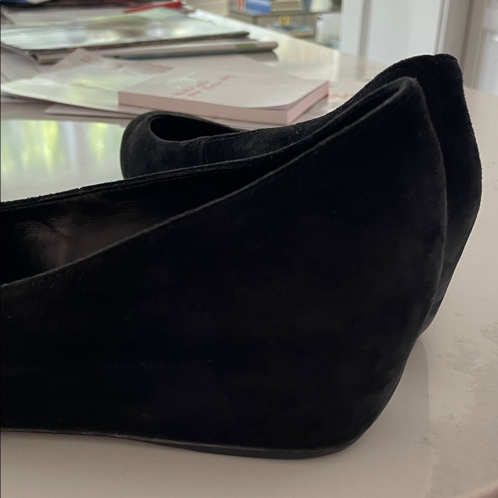 Elegant Black Suede Women's Flats - Picture 4 of 5